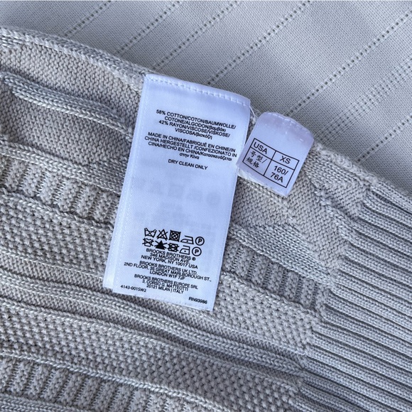 Brooks Brothers light gray Cable Knit Sweater Vest - Picture 6 of 6